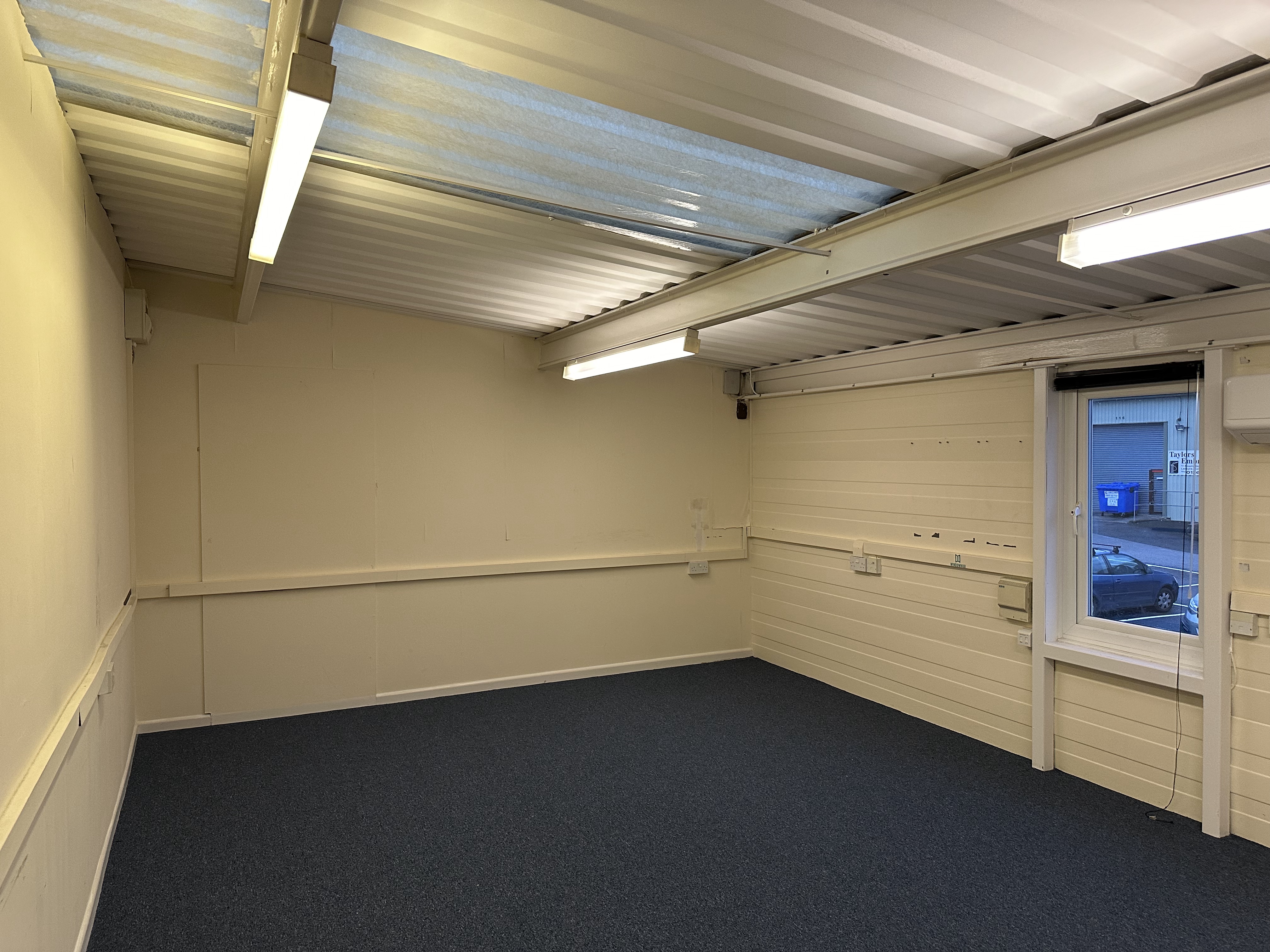 Office in Andover - photo 2