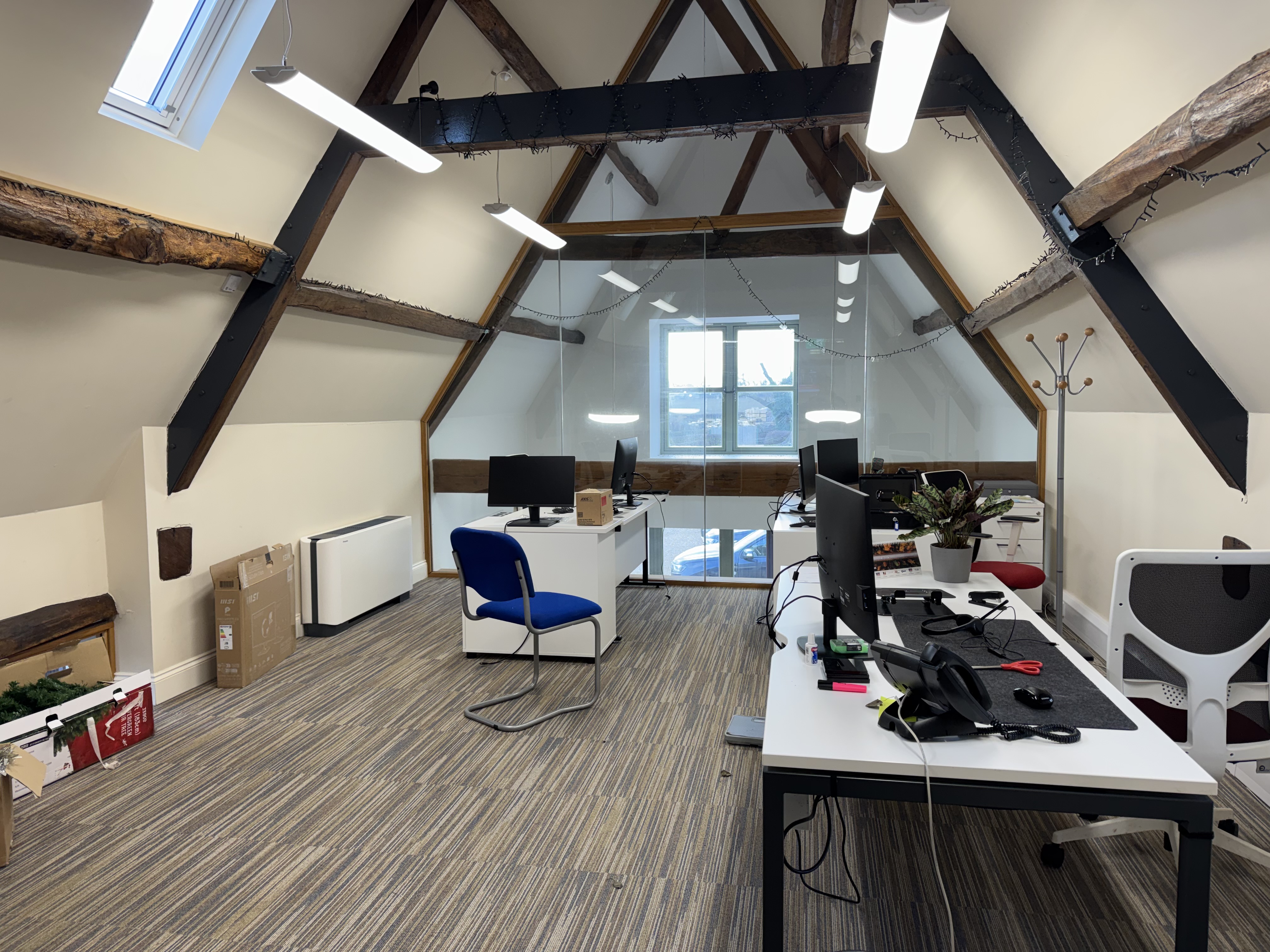 Office in Peterborough - photo 3