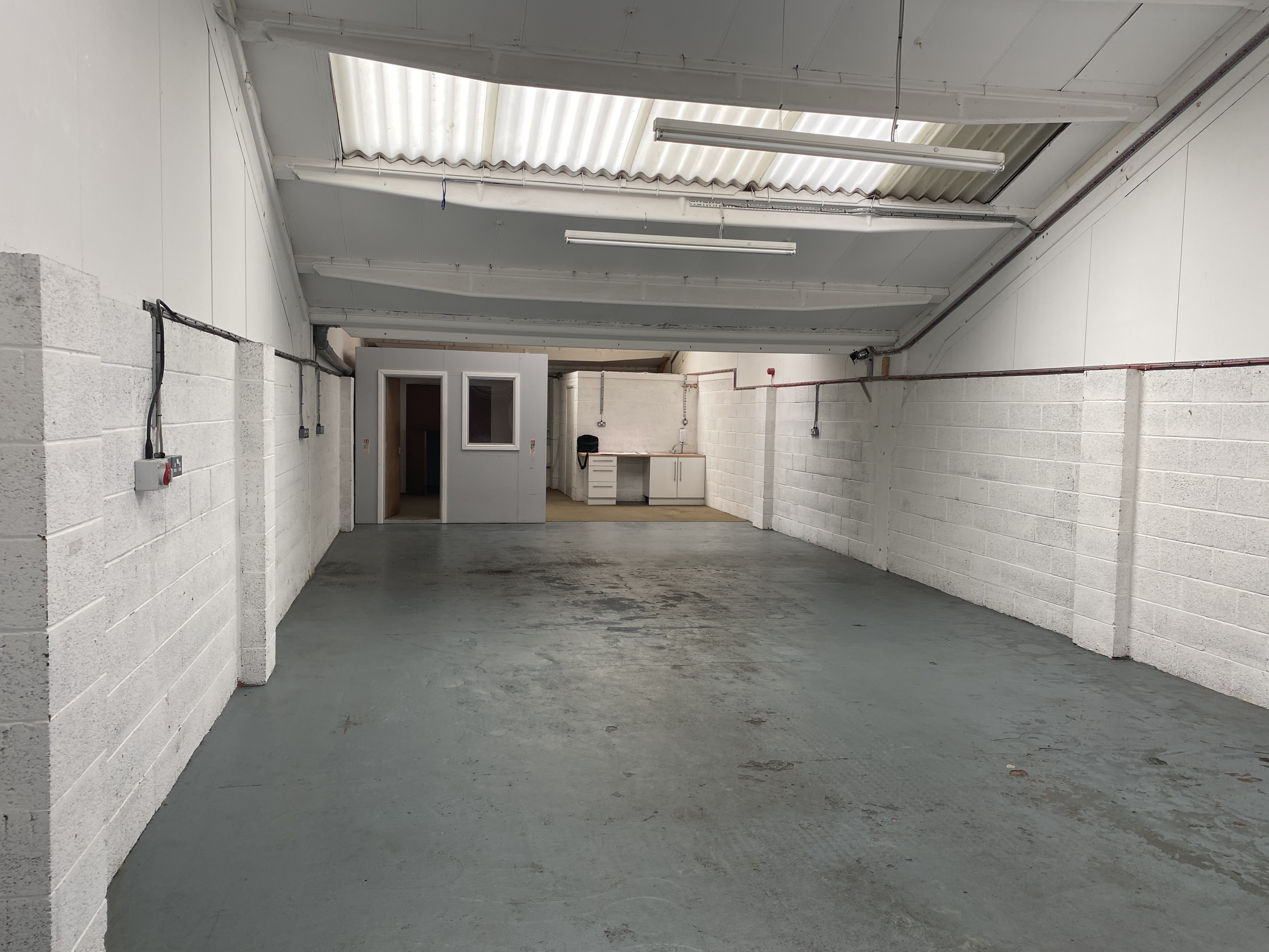 Industrial Unit in Oakham - photo 3