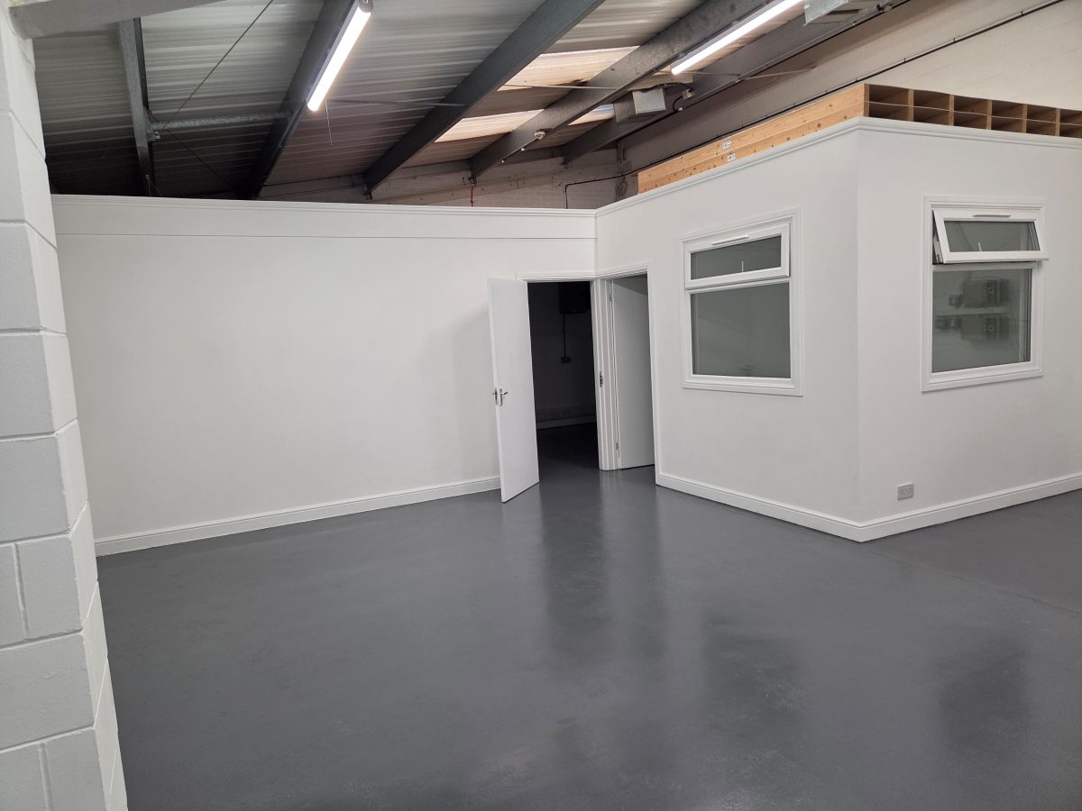 Industrial Unit in Rugby - photo 4