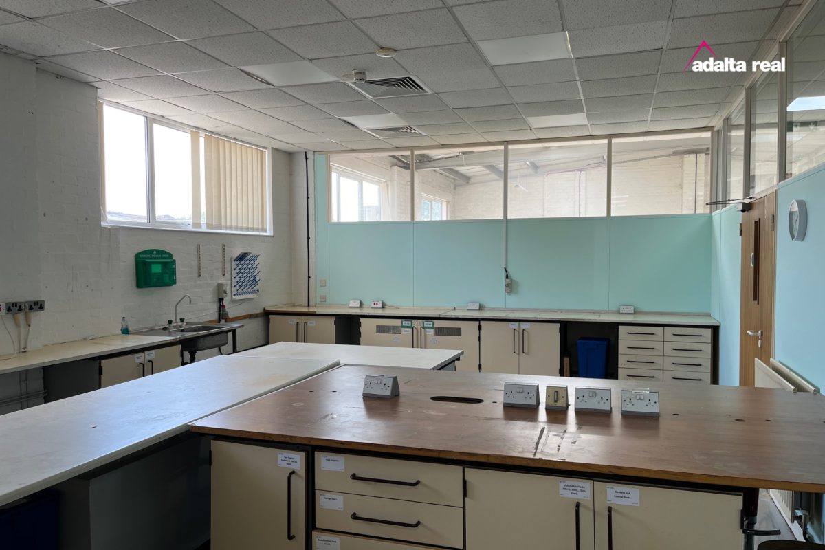 Industrial Unit in Bicester - photo 4