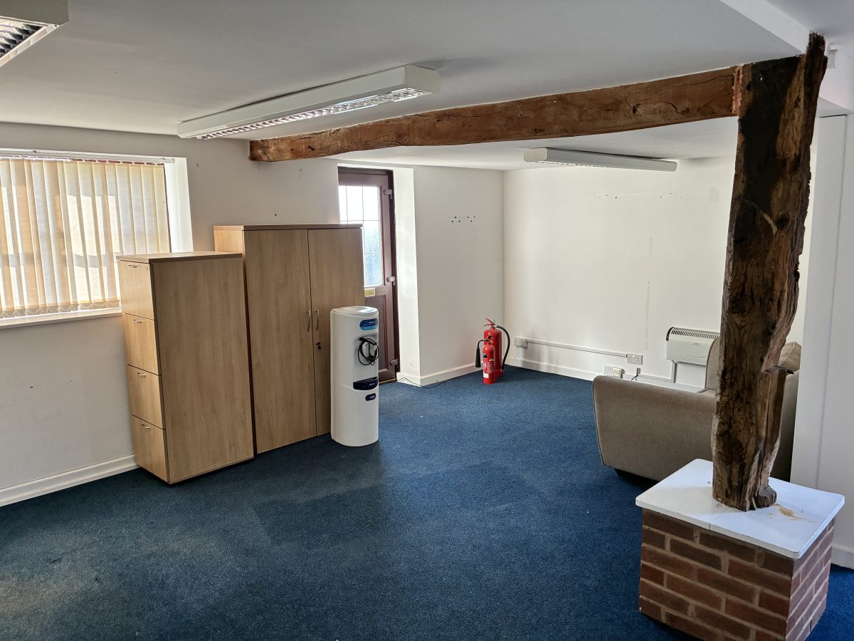 Office in WORCESTER - photo 2