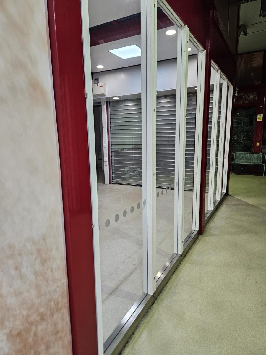 Retail/Shop in Romford - photo 4