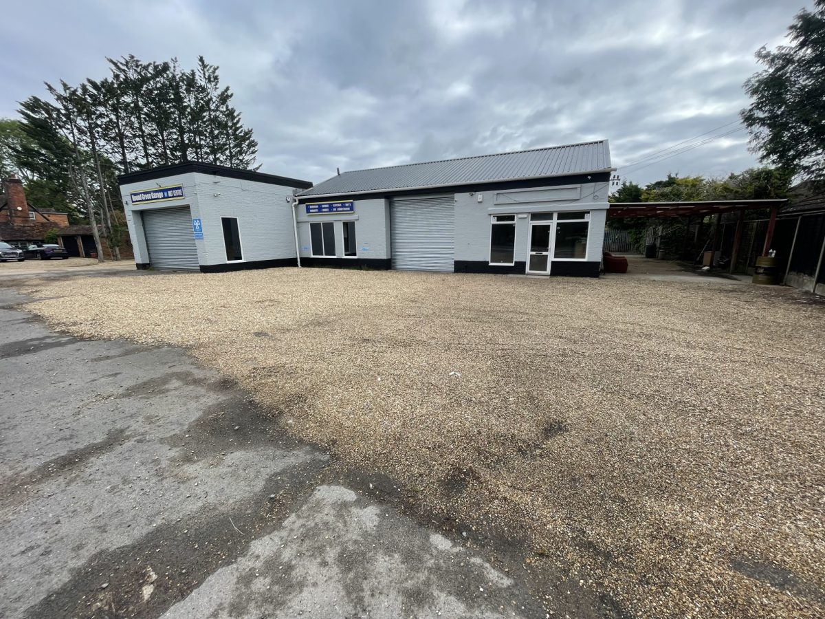 Industrial Unit in Mattingley - photo 3