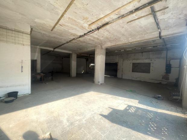 Industrial Unit in Hounslow - photo 2