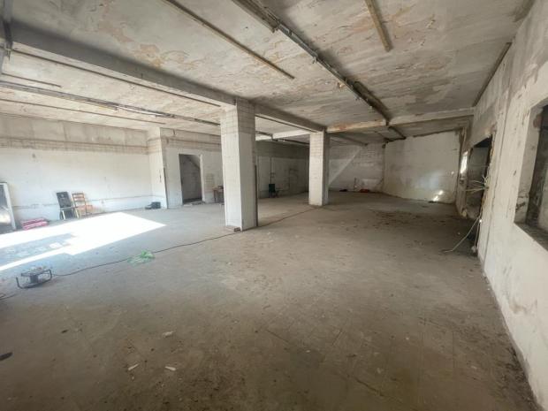 Industrial Unit in Hounslow - photo 3