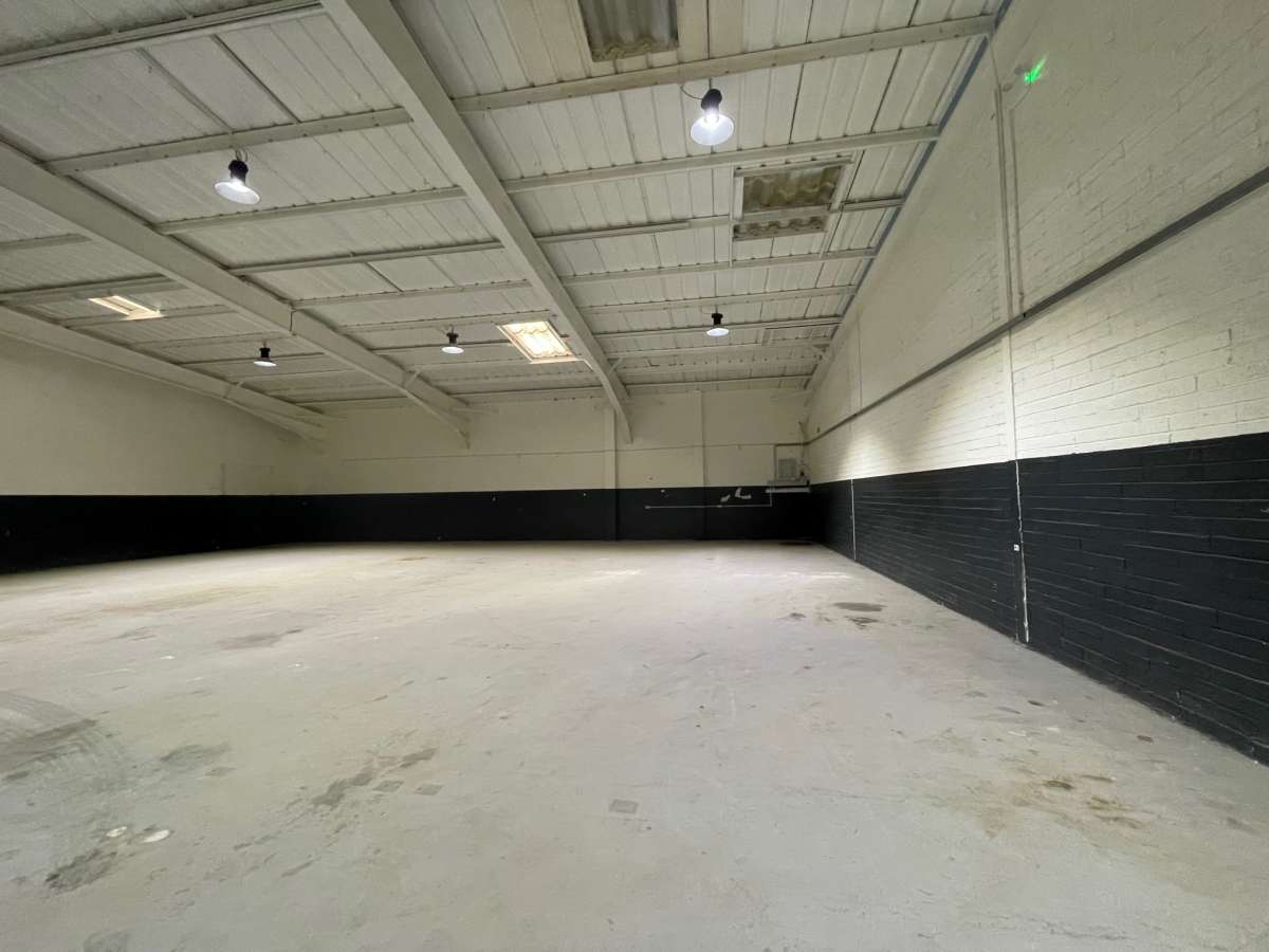 Industrial Unit in Plymouth - photo 4