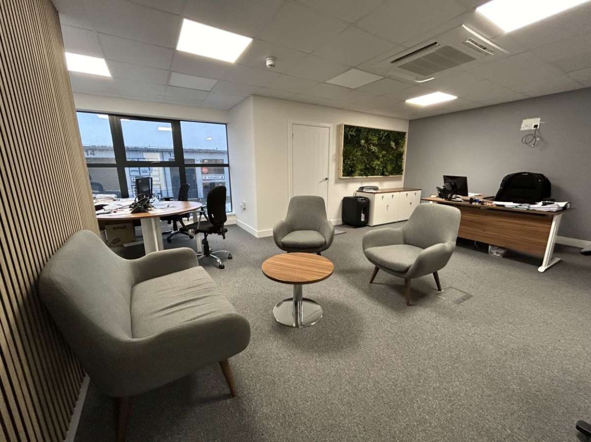 Industrial Unit in Plymouth - photo 2