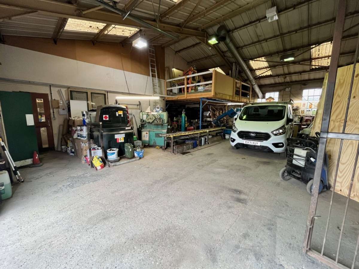 Industrial Unit in Colchester - photo 4