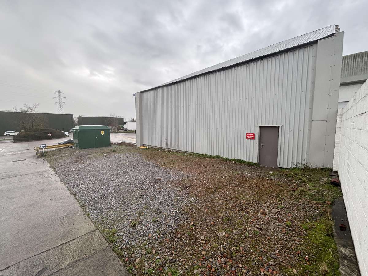 Industrial Unit in Taunton - photo 3