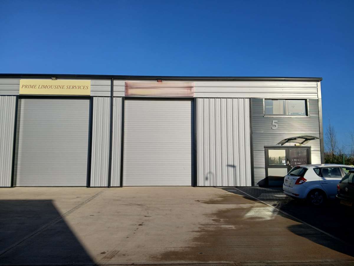 Industrial in Yaxley