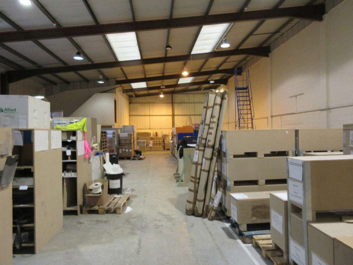 Industrial Unit in Broadbridge Heath - photo 3