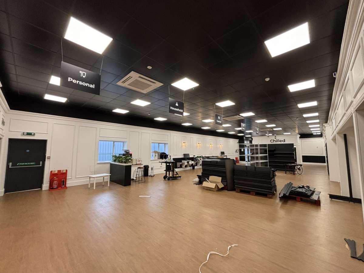 Industrial Unit in Blackhouse Industrial Estate - photo 2