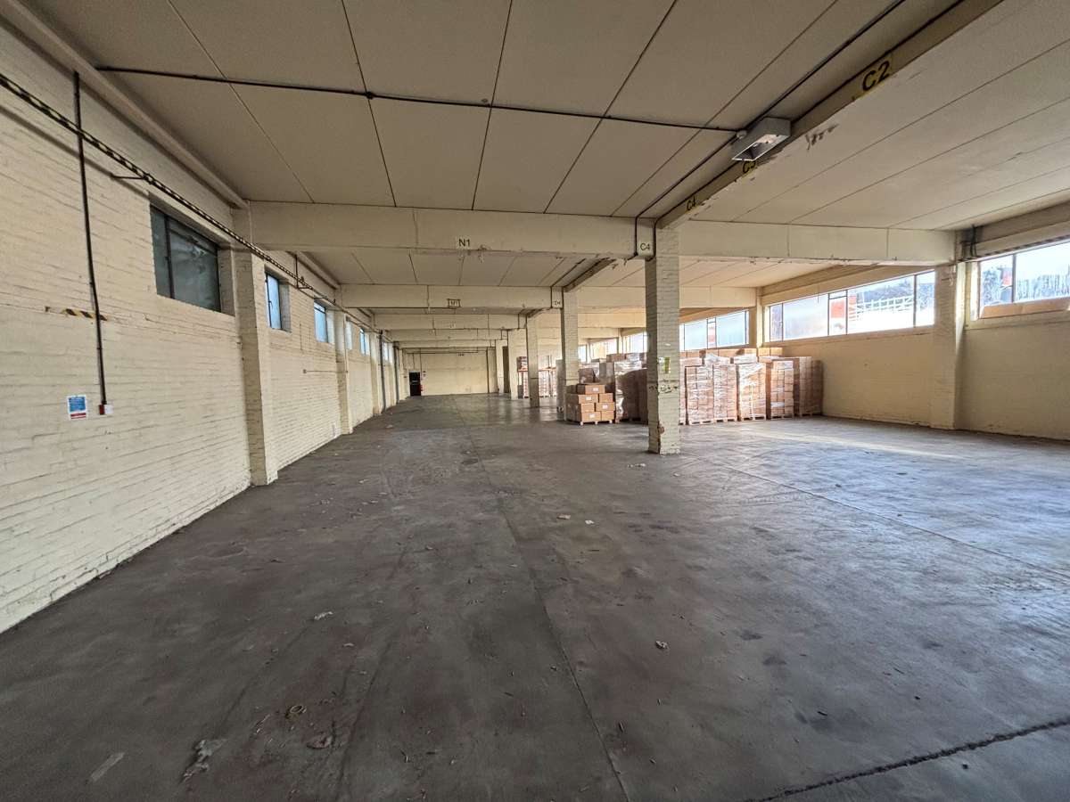 Industrial Unit in Leicester - photo 2