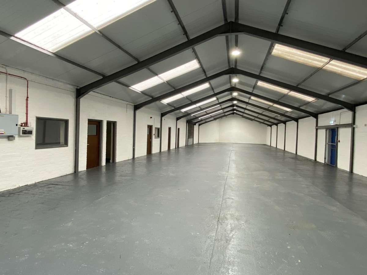 Industrial Unit in Tipton - photo 2