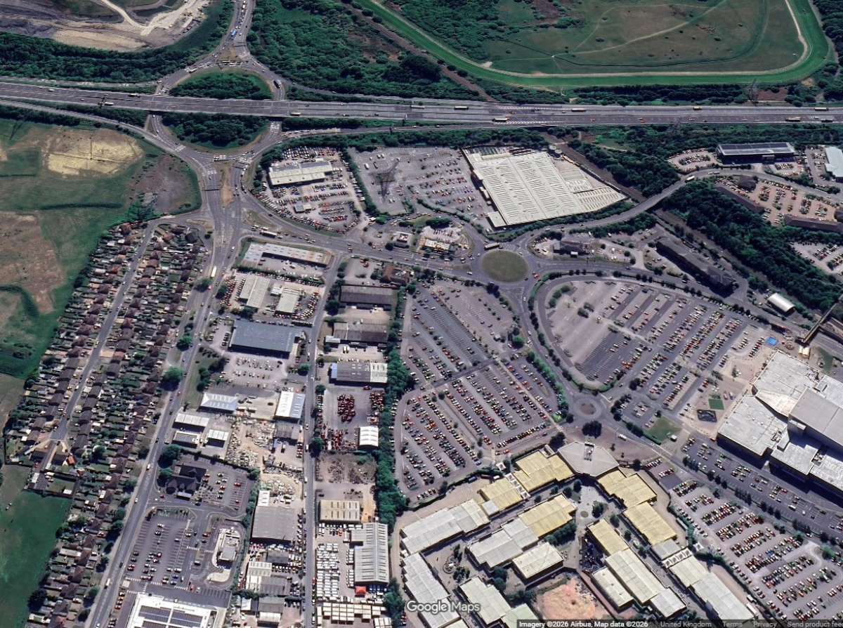 Industrial Unit in Castleford - photo 2