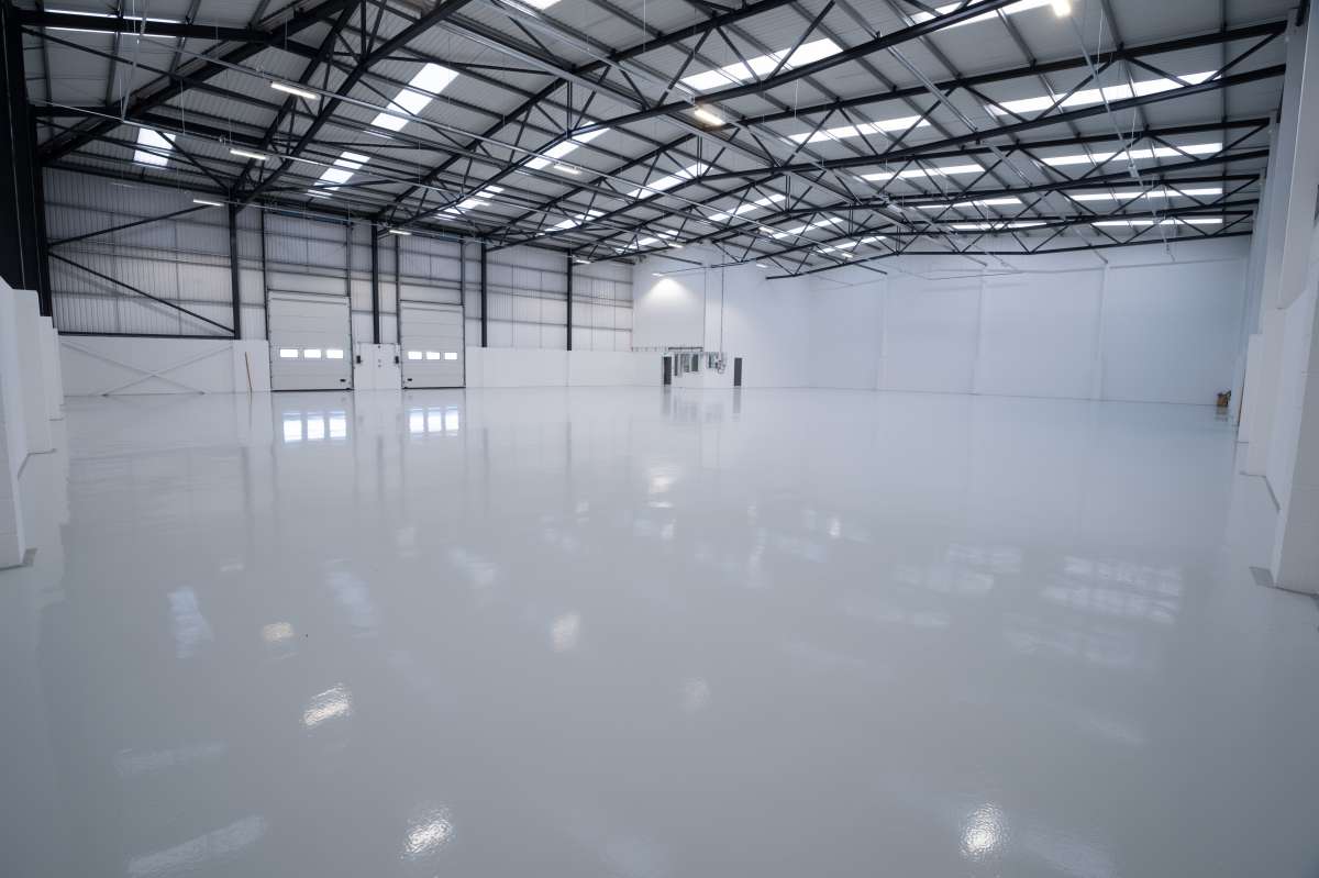 Industrial Unit in Croydon - photo 3