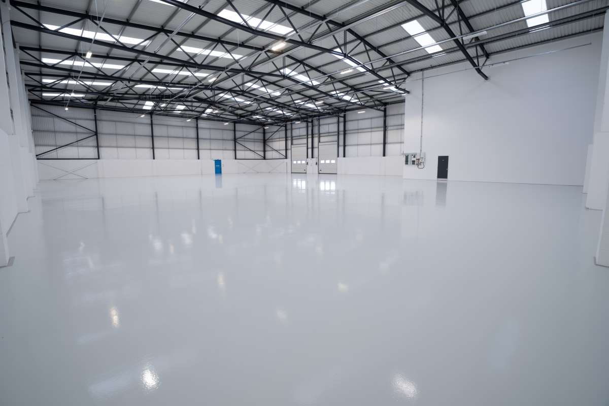 Industrial Unit in Croydon - photo 4