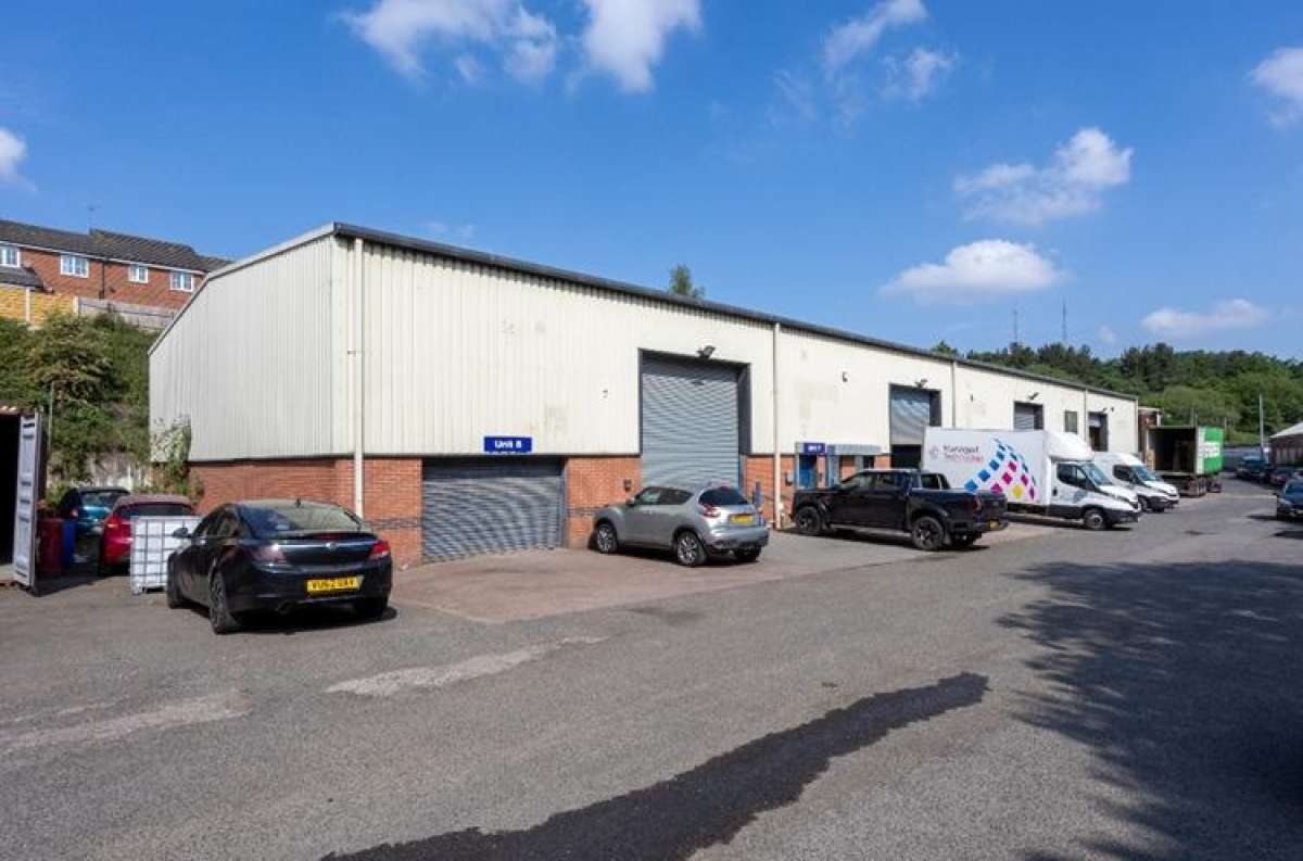 Industrial Unit in Rowley Regis - photo 2