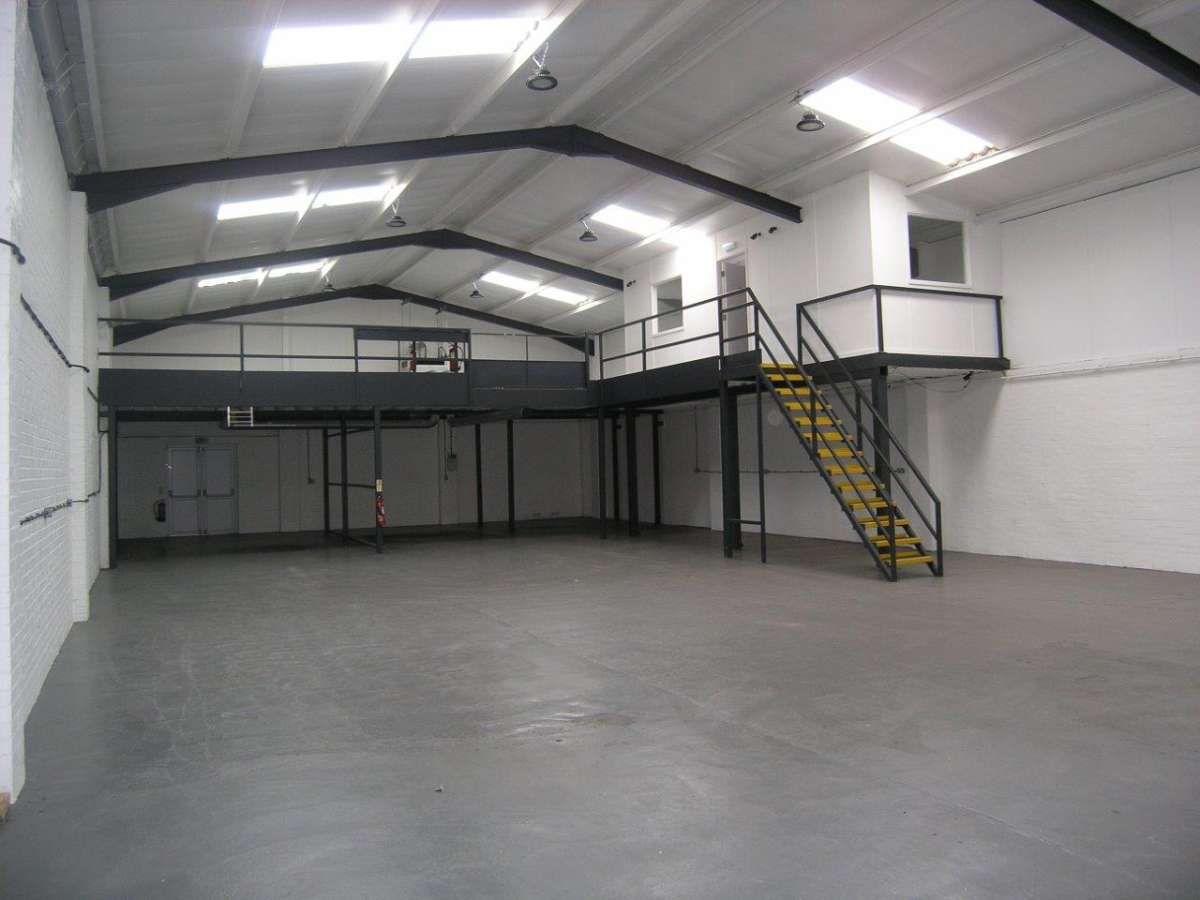 Industrial Unit in Brightlingsea - photo 2