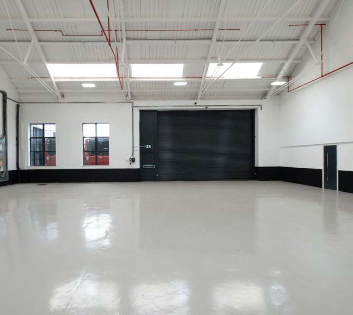 Industrial Unit in Hampshire - photo 3