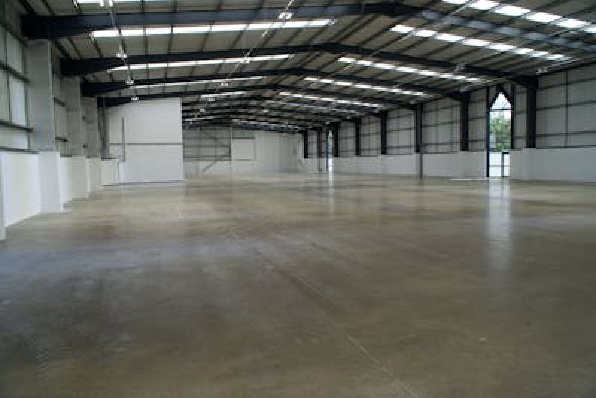 Industrial Unit in Northampton - photo 2