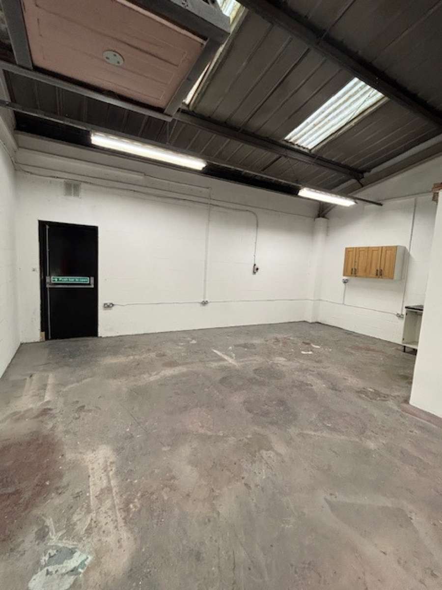 Industrial Unit in Sutterton - photo 3