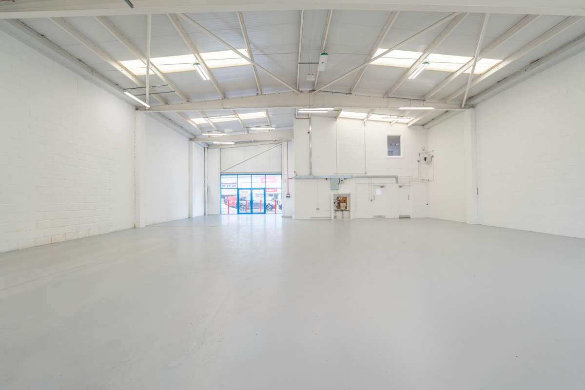Industrial Unit in Brighton - photo 4
