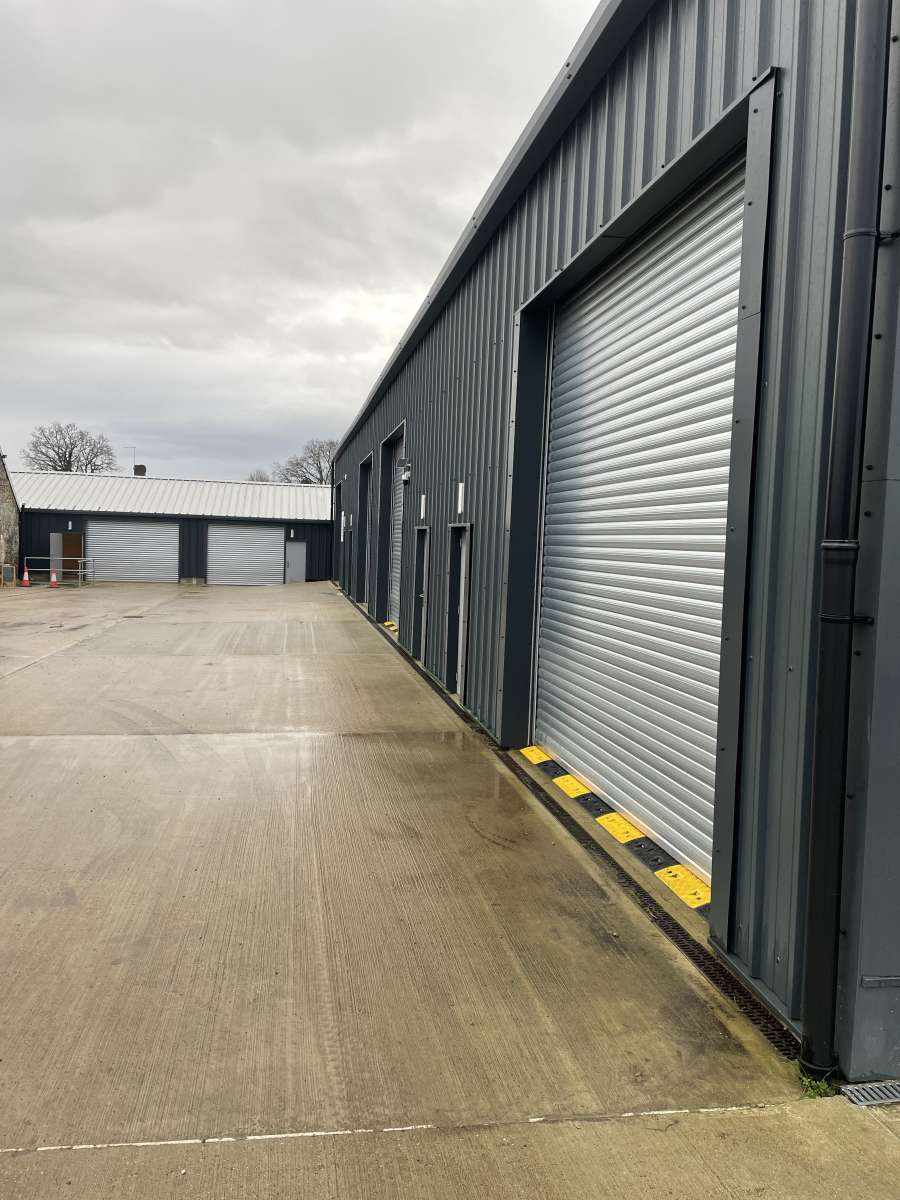 Industrial Unit in Hurstpierpoint - photo 4