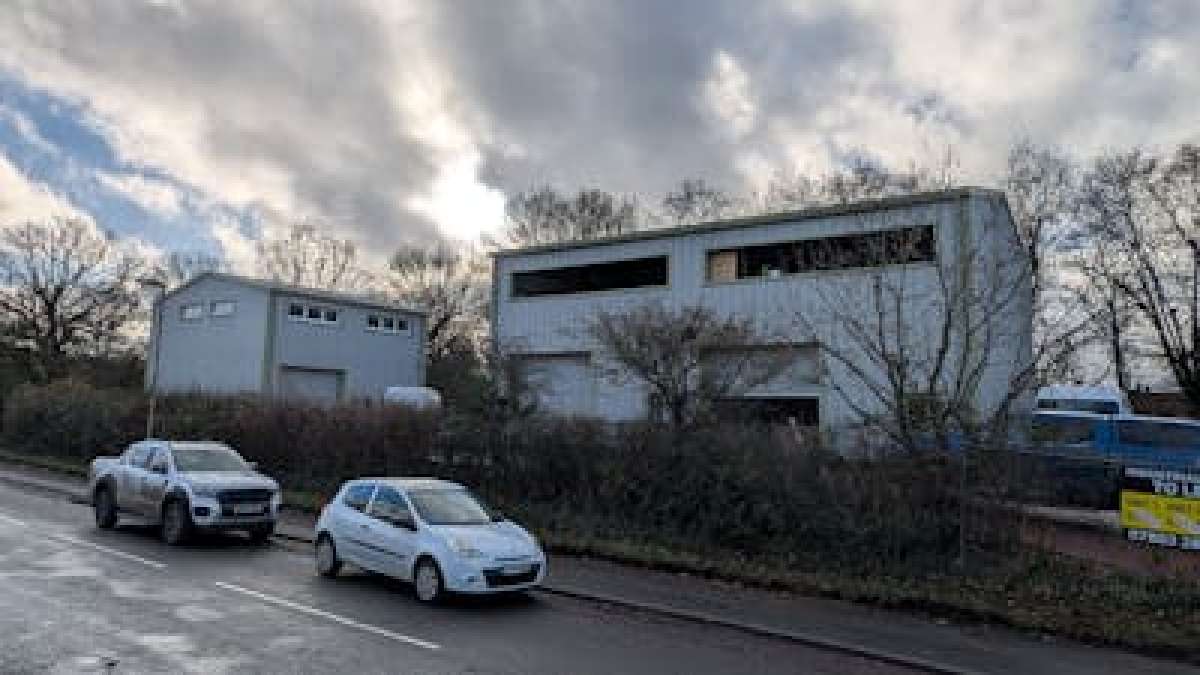 Industrial Unit in Southampton - photo 2