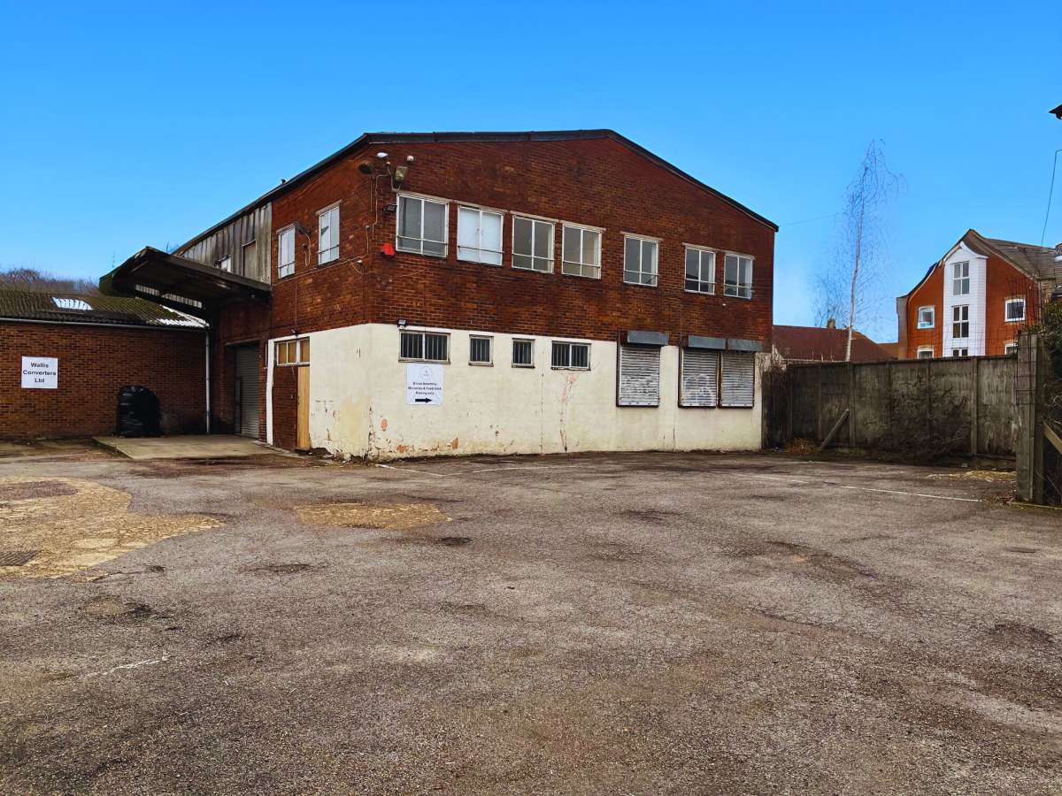 Industrial Unit in Colchester - photo 3