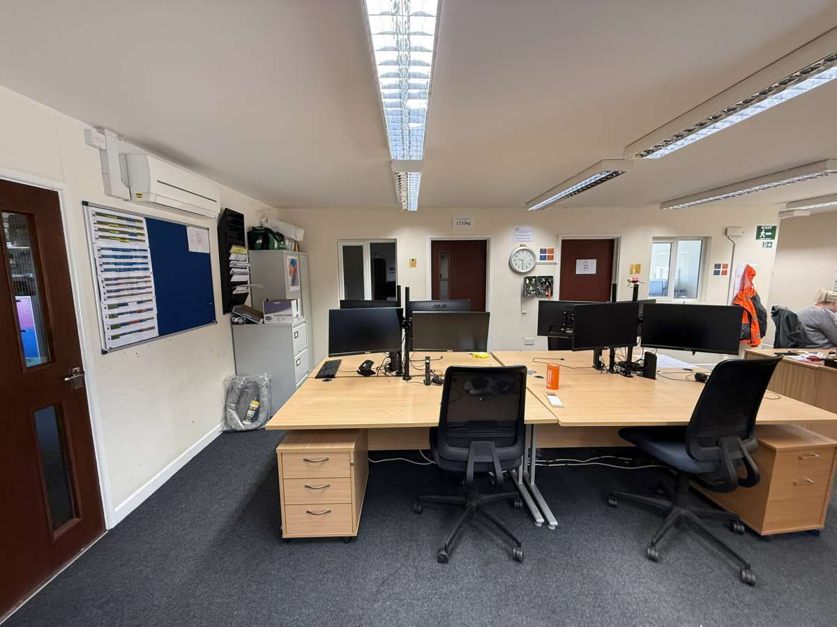 Industrial Unit in Watton - photo 4