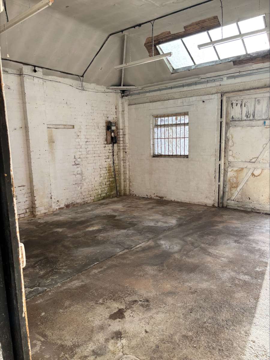 Industrial Unit in Barwell - photo 2