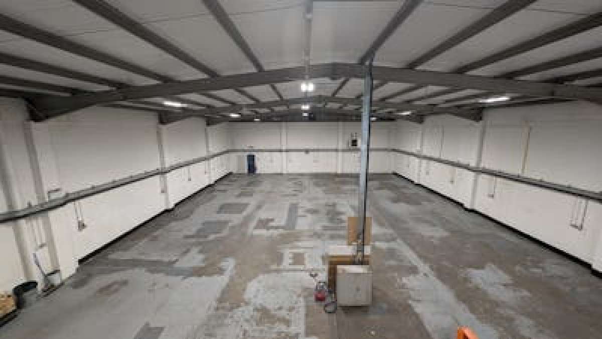 Industrial Unit in Southampton - photo 4