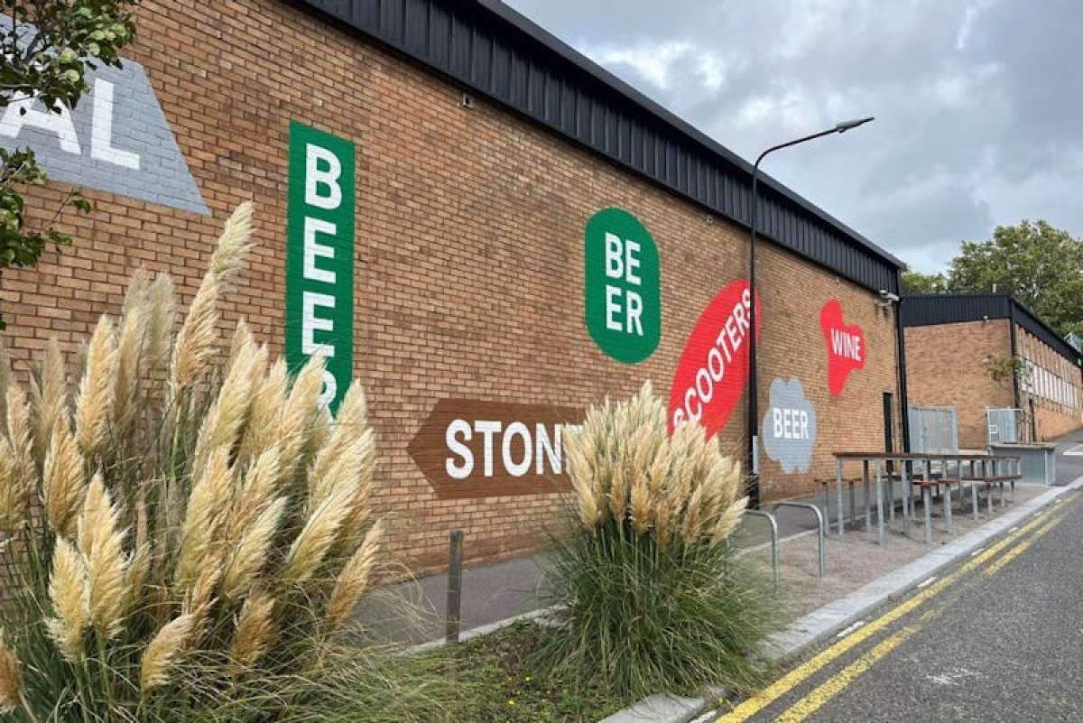 Industrial Unit in Walthamstow - photo 2