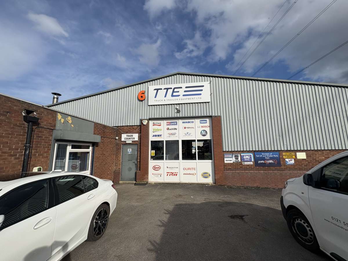 Industrial Unit in Oldbury - photo 2