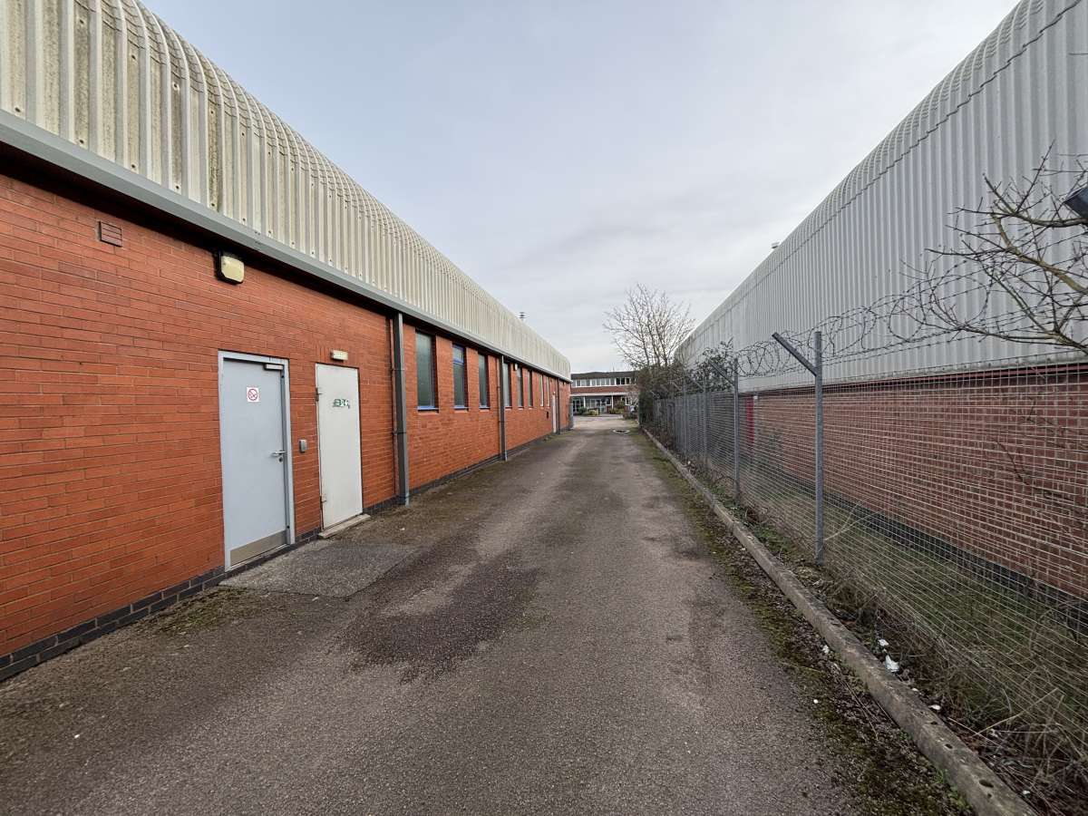 Industrial Unit in Fleckney - photo 3