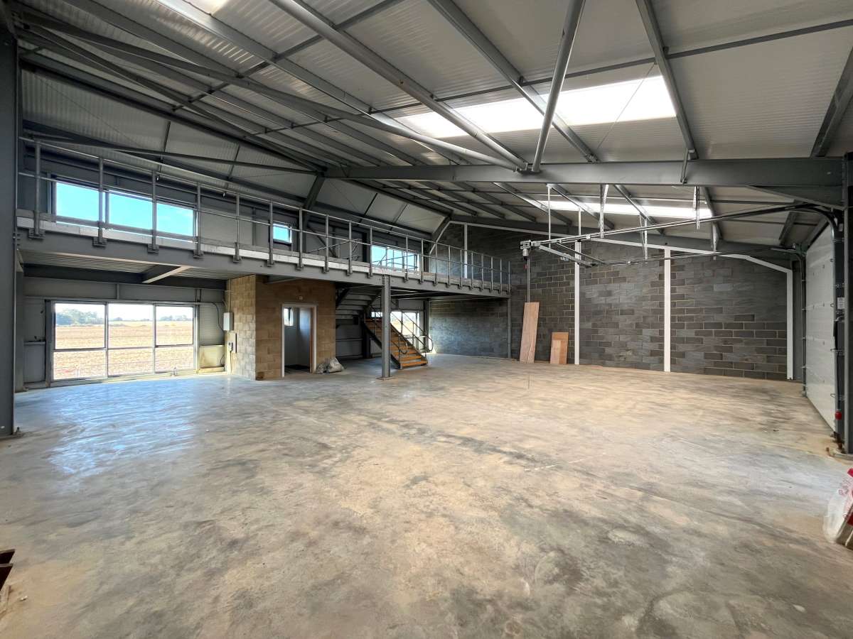 Industrial Unit in Maldon - photo 2