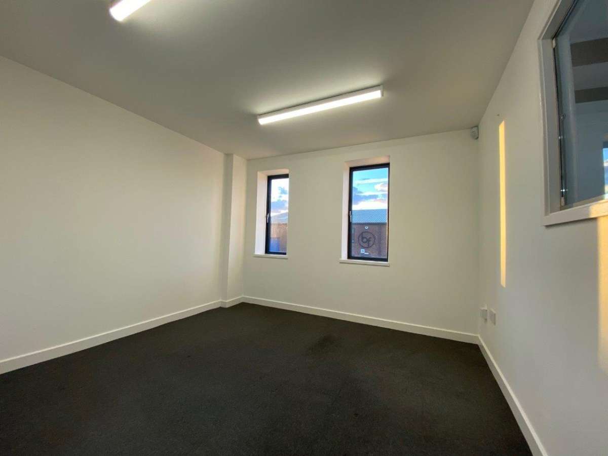 Industrial Unit in Lawford - photo 4