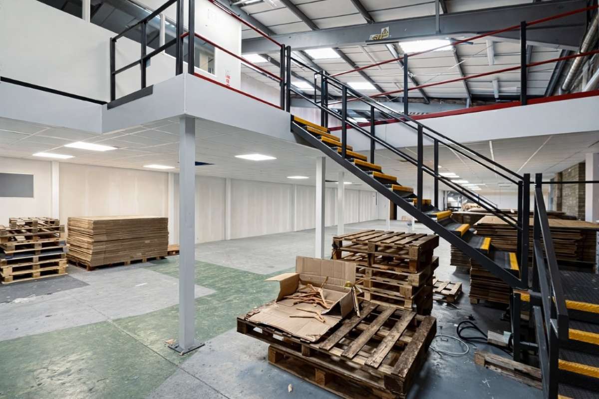 Industrial Unit in Stanway - photo 3