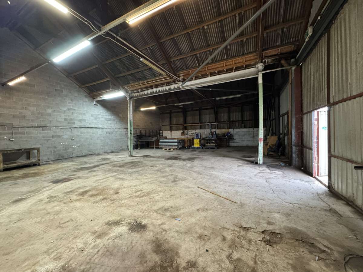 Industrial Unit in Bourne - photo 4