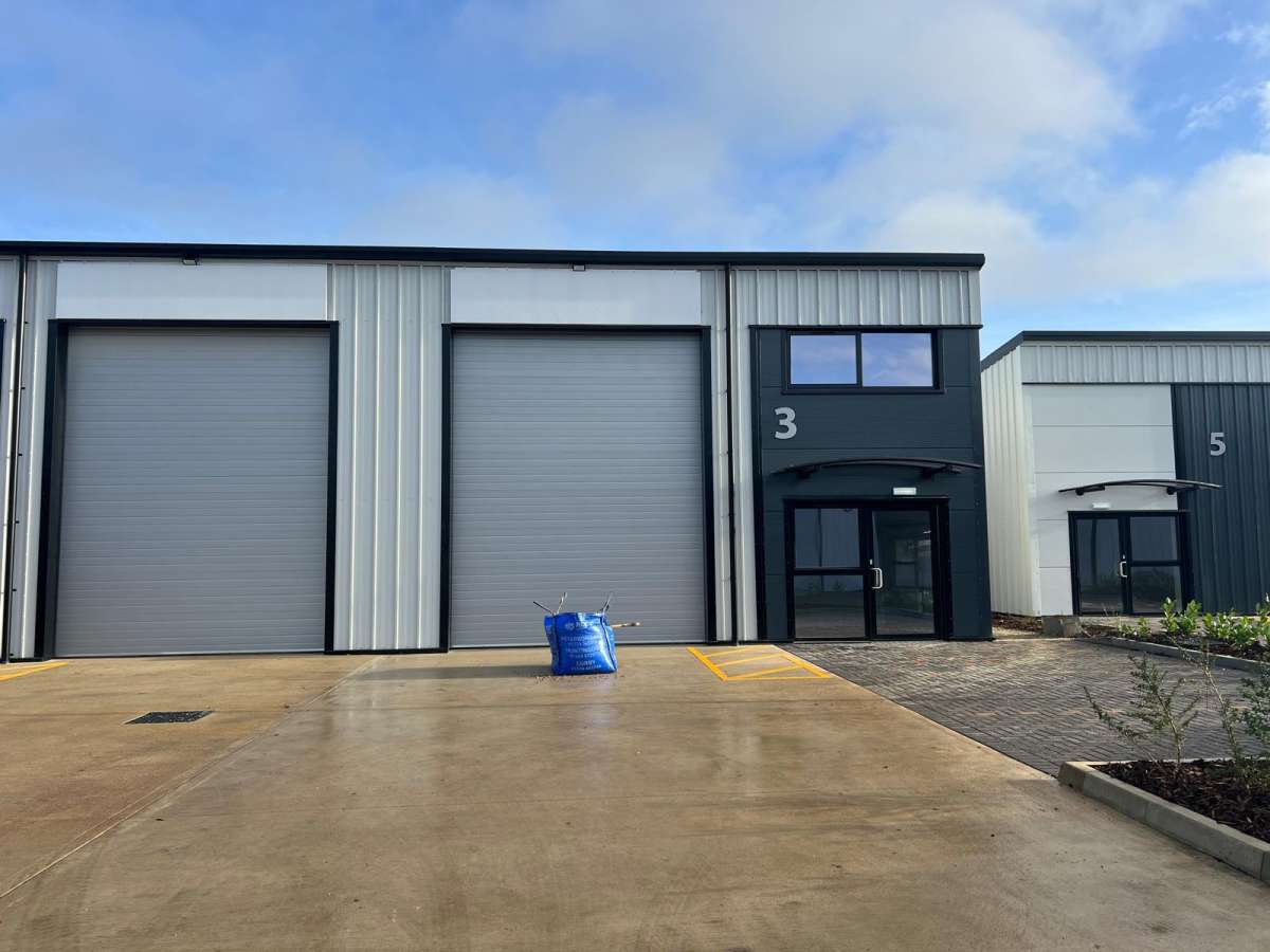 Industrial Unit in Yaxley - photo 3