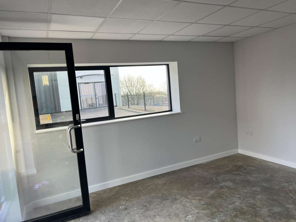 Industrial Unit in Yaxley - photo 3