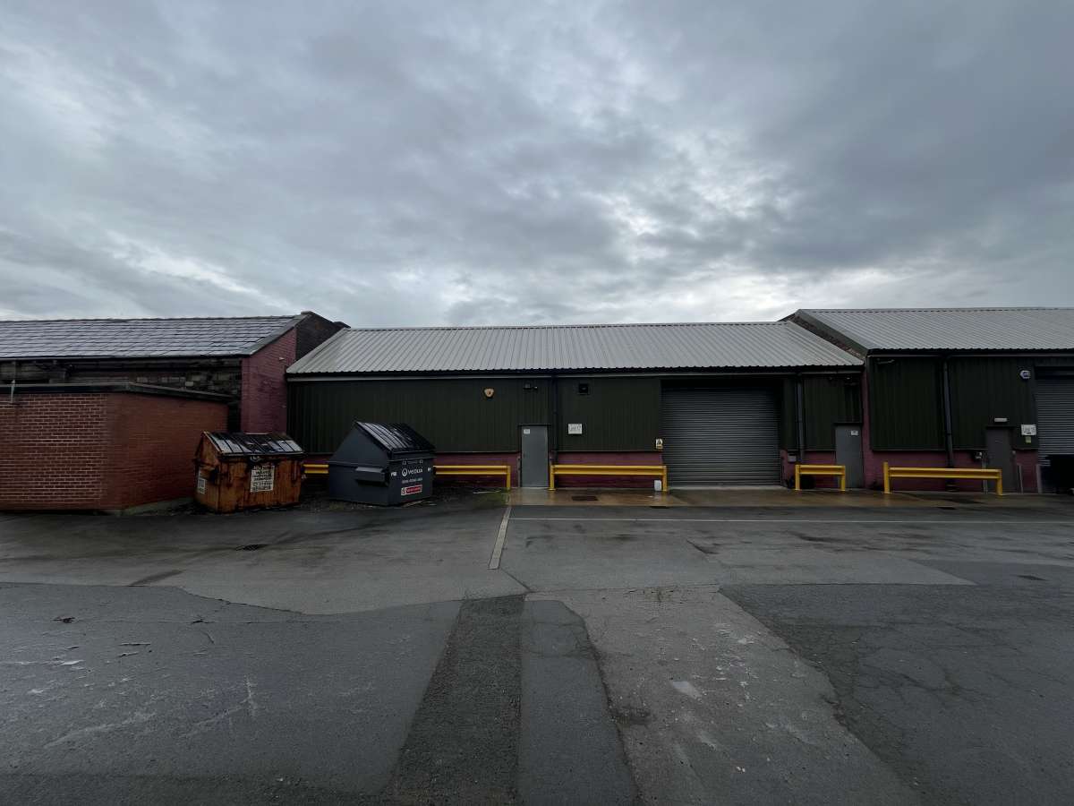 Industrial Unit in Mirfield - photo 3