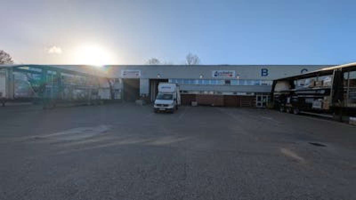 Industrial Unit in Southampton - photo 4