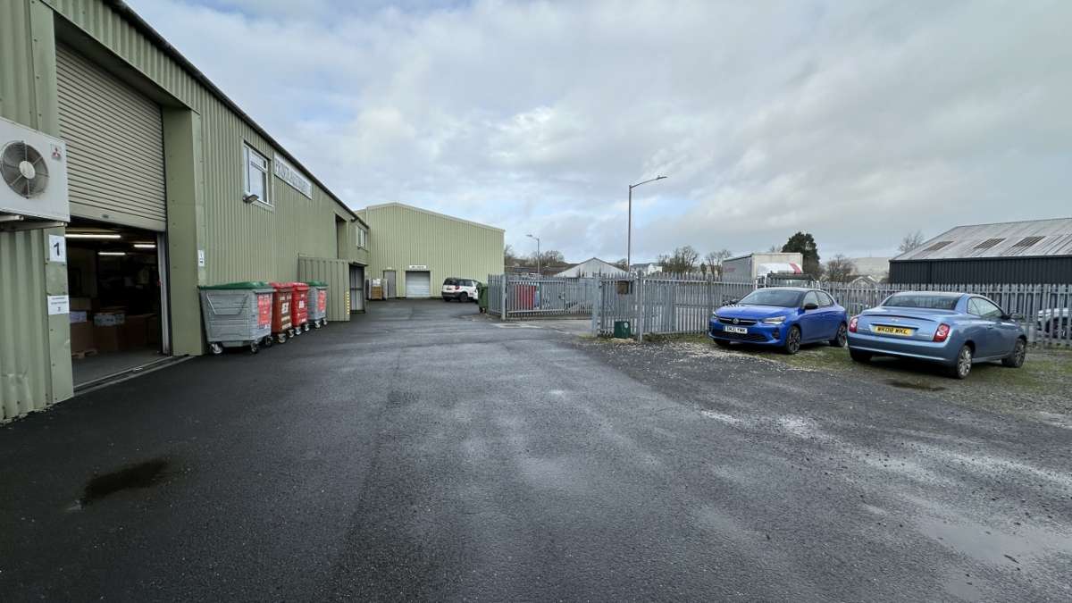 Industrial Unit in Liskeard - photo 3