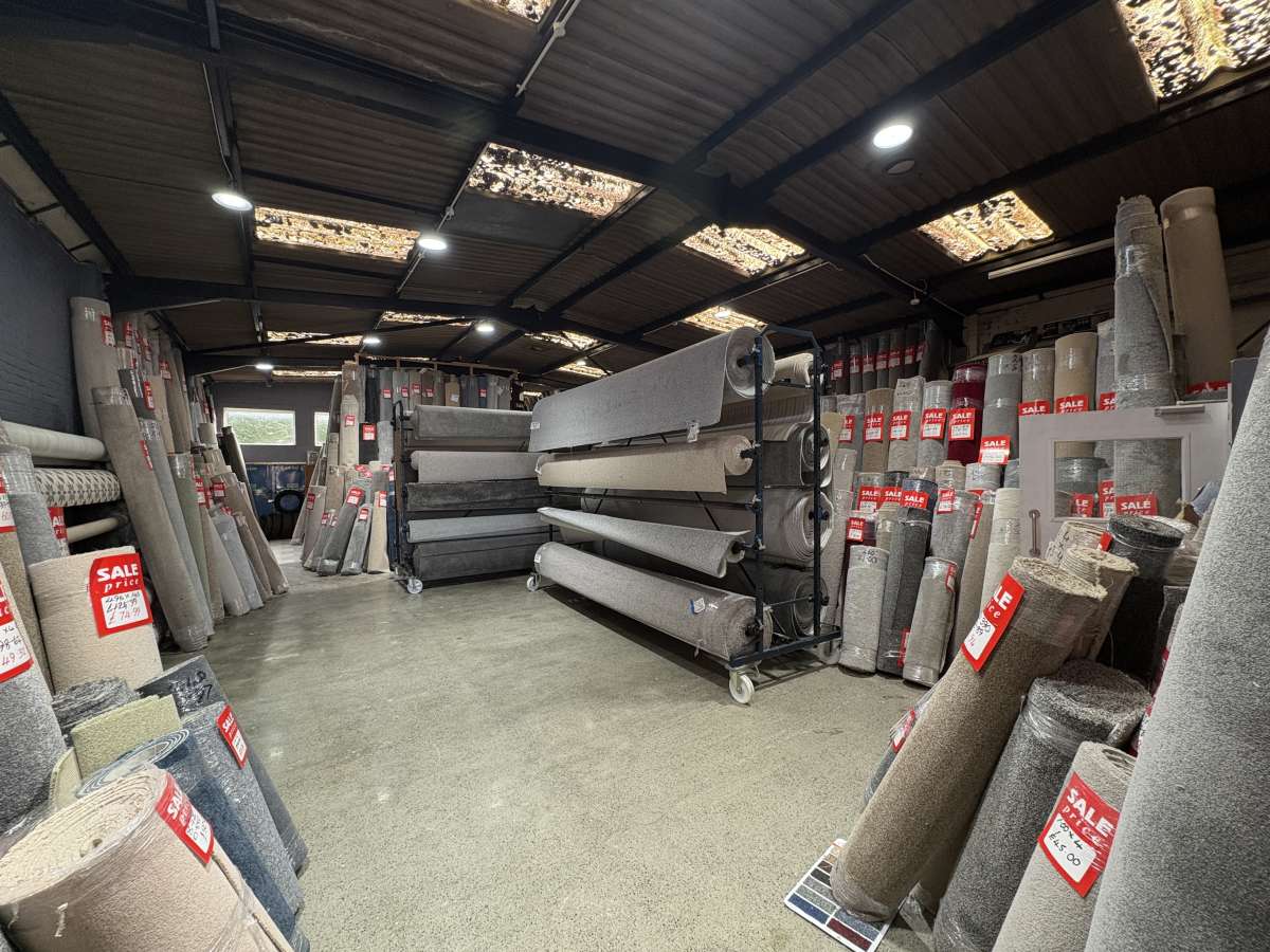 Industrial Unit in Hedge End - photo 2