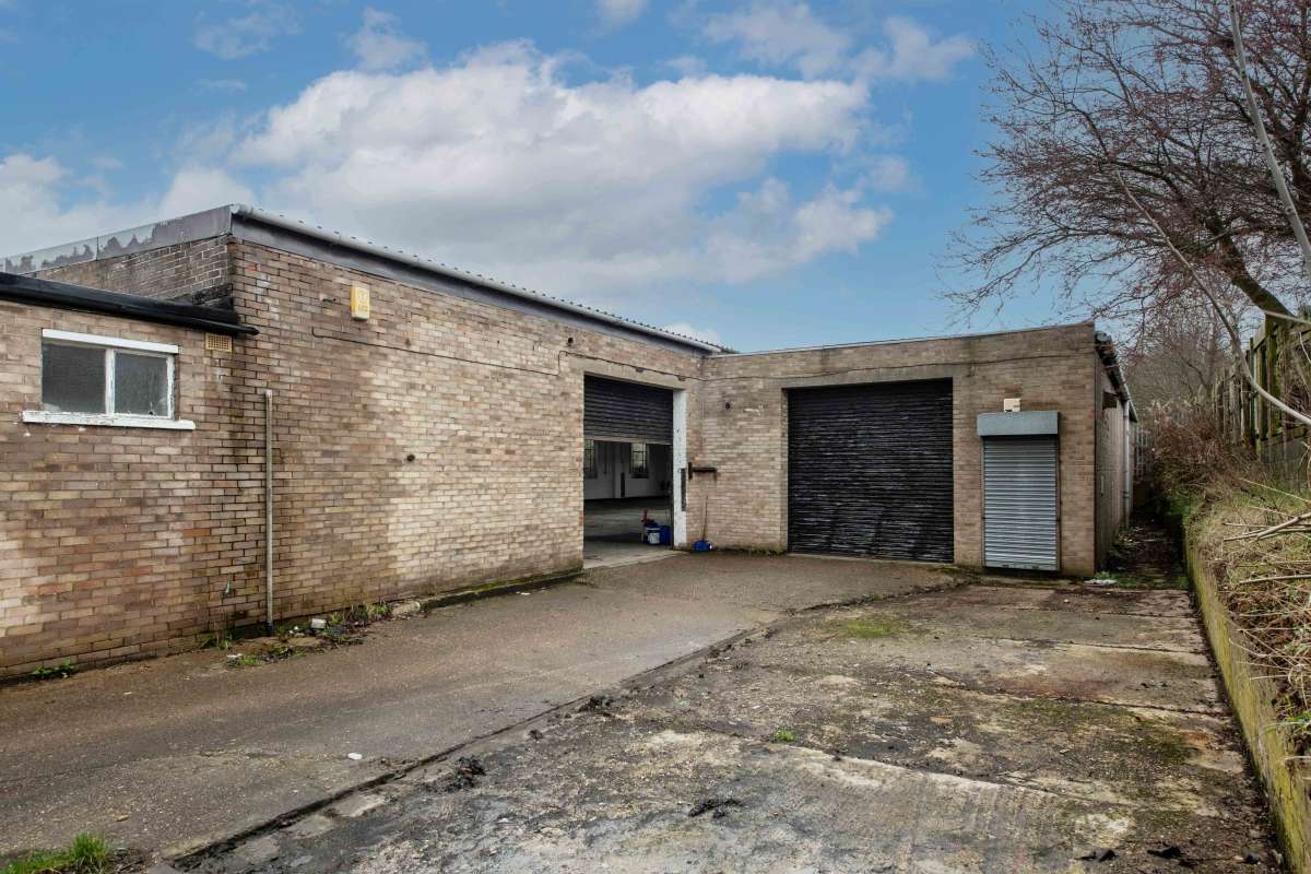 Industrial Unit in Arnold - photo 4