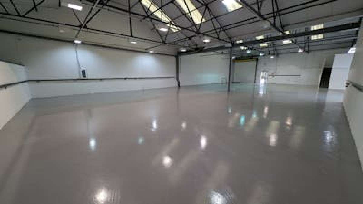 Industrial Unit in Lymington - photo 4