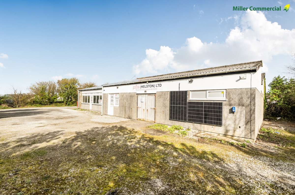 Industrial Unit in Helston - photo 3